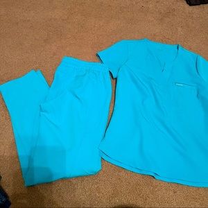 January scrub set small top small petite bottom